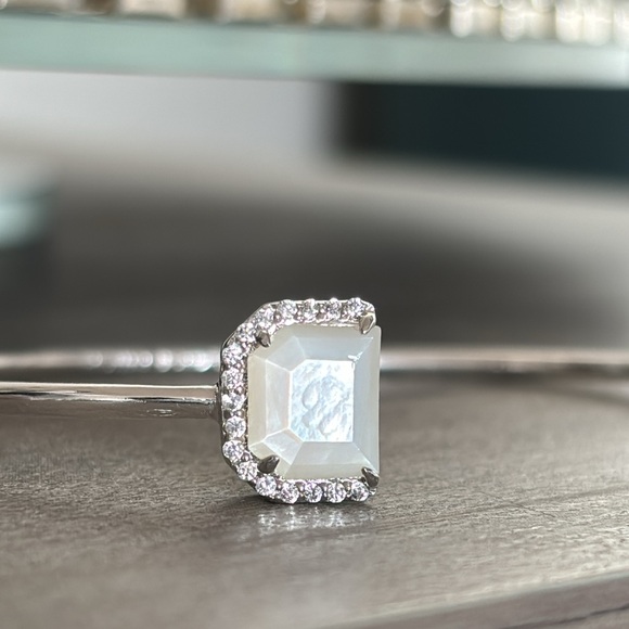 Henri Bendel bracelet - Picture 7 of 7